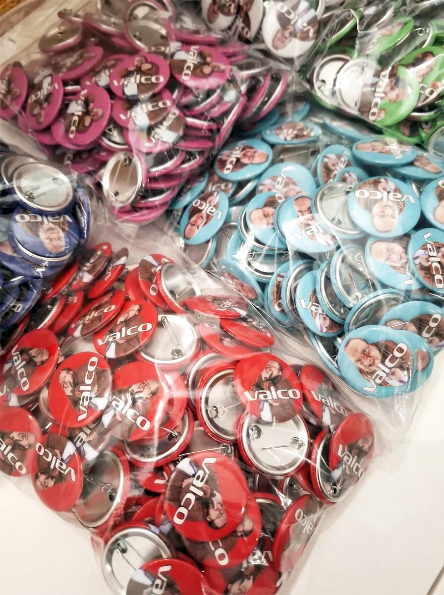 Pinssi logolla - Image 3